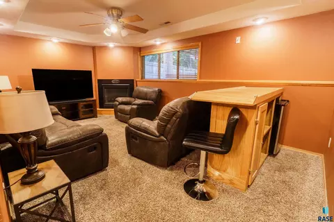 Other - 1920 E Tracy Ln, Sioux Falls, SD 57103 photo 1 of 9