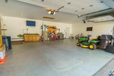 Other - 1920 E Tracy Ln, Sioux Falls, SD 57103 photo 8 of 9