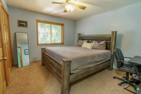 Bedroom - 1920 E Tracy Ln, Sioux Falls, SD 57103 photo 1 of 3