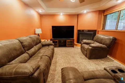 Other - 1920 E Tracy Ln, Sioux Falls, SD 57103 photo 2 of 9