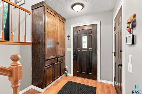 Entry Way - 6600 W 56th St, Sioux Falls, SD 57106 photo 1 of 2