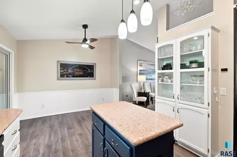 Kitchen - 6600 W 56th St, Sioux Falls, SD 57106 photo 4 of 4