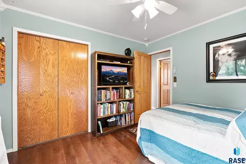 Bedroom - 6600 W 56th St, Sioux Falls, SD 57106 photo 7 of 9