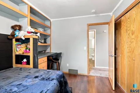 Bedroom - 6600 W 56th St, Sioux Falls, SD 57106 photo 9 of 9