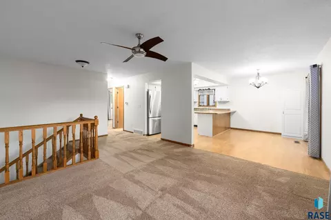 Living - 1108 E Dove Trl, Sioux Falls, SD 57108 photo 3 of 3