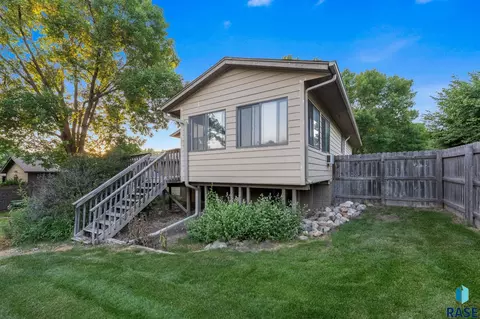 Other - 1108 E Dove Trl, Sioux Falls, SD 57108 photo 10 of 10