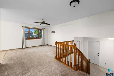 Living - 1108 E Dove Trl, Sioux Falls, SD 57108 photo 1 of 3