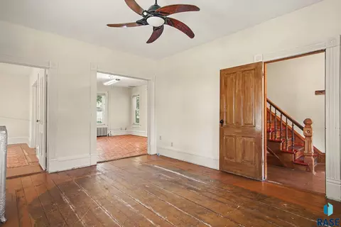 Living - 420 W 7th St, Canton, SD 57013 photo 3 of 5