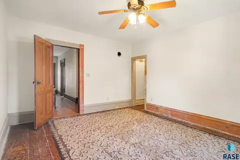 Bedroom - 420 W 7th St, Canton, SD 57013 photo 5 of 9