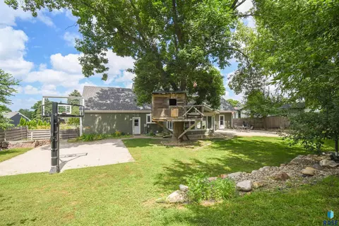 Exterior - Edgewood Rd, Sioux Falls, SD 57103 photo 5 of 5