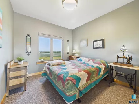 Bedroom - 47504 Pony Meadow Ct, Renner, SD 57055 photo 13 of 14