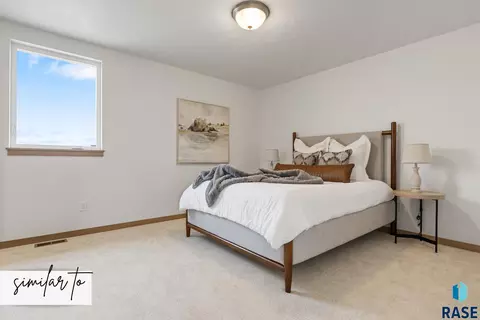 Bedroom - 5727 E Avett Pl, Sioux Falls, SD 57108 photo 3 of 4