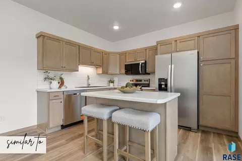 Kitchen - 5727 E Avett Pl, Sioux Falls, SD 57108 photo 1 of 1
