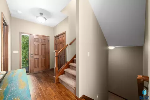 Entry Way - 3708 E Wakefield Cir, Sioux Falls, SD 57103 photo 1 of 1