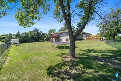 Holiday Dr, Canton, SD 57013 photo 25