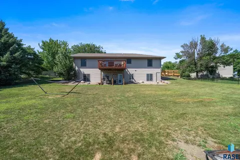 Holiday Dr, Canton, SD 57013 photo 24