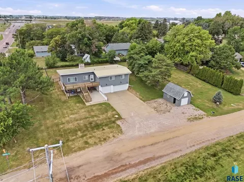 3901 N Longview Ave, Sioux Falls, SD 57107
