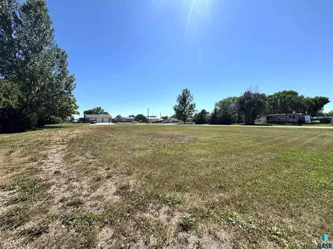 705 E 2nd Ave, Miller, SD 57362 photo 6