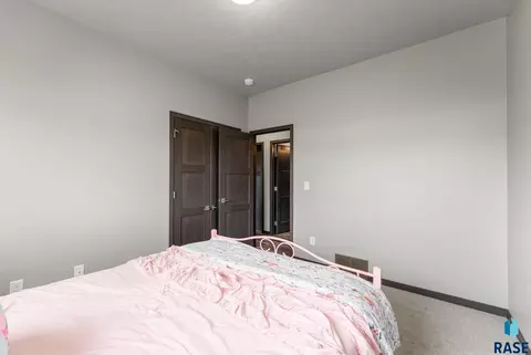 Bedroom - 1208 N Broken Bow Ave, Sioux Falls, SD 57103 photo 4 of 8