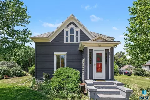803 N Egan Ave, Madison, SD 57042 photo 25