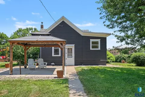 803 N Egan Ave, Madison, SD 57042 photo 21