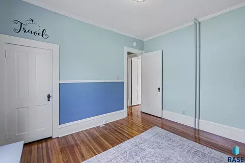 803 N Egan Ave, Madison, SD 57042 photo 14