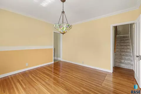 803 N Egan Ave, Madison, SD 57042 photo 9