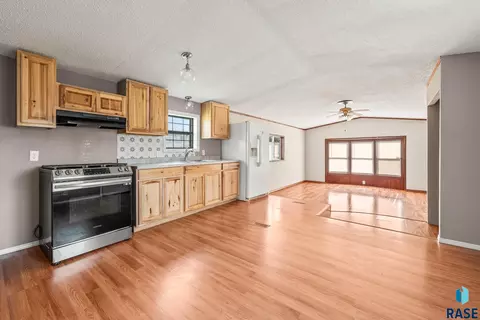 505 N Eagle Pl, Sioux Falls, SD 57107 photo 13