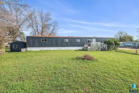 505 N Eagle Pl, Sioux Falls, SD 57107 photo 24