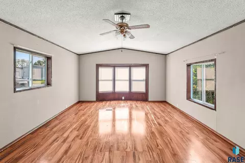 505 N Eagle Pl, Sioux Falls, SD 57107 photo 16