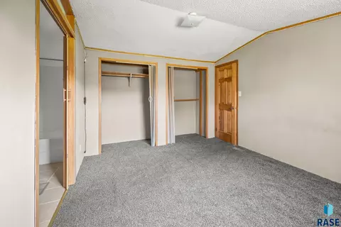 505 N Eagle Pl, Sioux Falls, SD 57107 photo 6