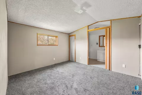 505 N Eagle Pl, Sioux Falls, SD 57107 photo 5