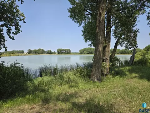 lot7 Marrs Beach Ln, Madison, SD 57042 photo 6