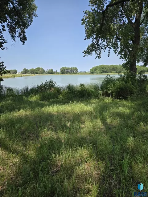 lot7 Marrs Beach Ln, Madison, SD 57042 photo 5