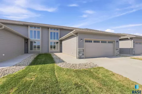 Exterior - 3917 E Iron Bridge Pl, Sioux Falls, SD 57108 photo 1 of 3