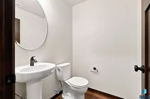Bath - 3917 E Iron Bridge Pl, Sioux Falls, SD 57108 photo 1 of 4