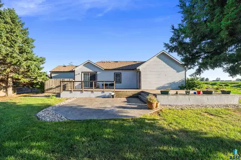 Exterior - 48246 264th St, Brandon, SD 57005 photo 8 of 9