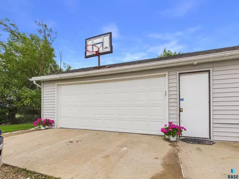 Other - 43116 230 St, Howard, SD 57349 photo 4 of 10