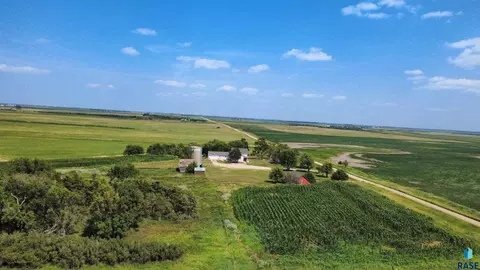 Other - 43116 230 St, Howard, SD 57349 photo 9 of 10