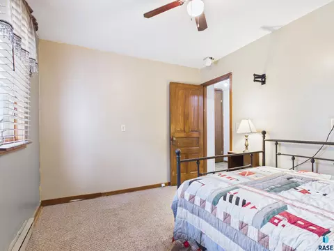 Bedroom - 43116 230 St, Howard, SD 57349 photo 2 of 8