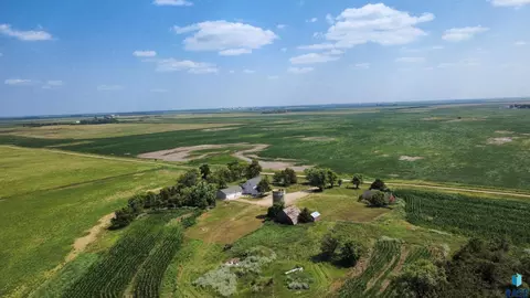 View/Area - 43116 230 St, Howard, SD 57349 photo 2 of 4