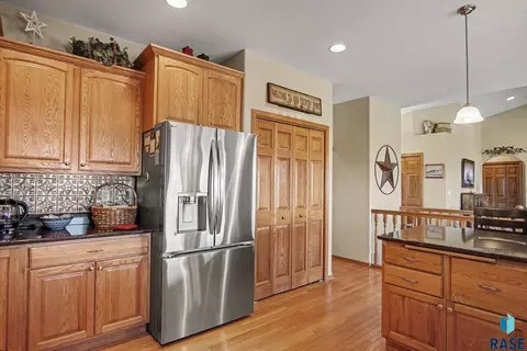 Kitchen - 25558 472nd Ave, Renner, SD 57055 photo 4 of 4