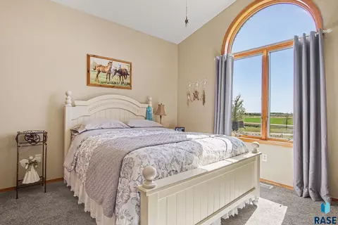 Bedroom - 25558 472nd Ave, Renner, SD 57055 photo 6 of 8