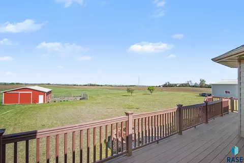 Exterior - 25558 472nd Ave, Renner, SD 57055 photo 6 of 6