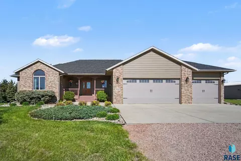 Exterior - 25558 472nd Ave, Renner, SD 57055 photo 1 of 6