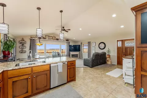 48349 276th St, Canton, SD 57013 photo 16