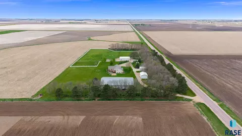 48349 276th St, Canton, SD 57013 photo 5