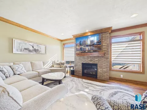 Living - E 77th St, Sioux Falls, SD 57108 photo 1 of 3