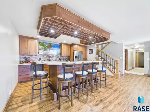Kitchen - E 77th St, Sioux Falls, SD 57108 photo 2 of 3