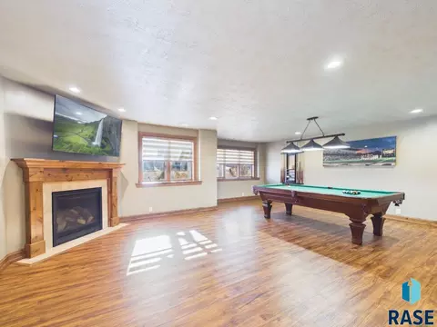 Living - E 77th St, Sioux Falls, SD 57108 photo 3 of 3